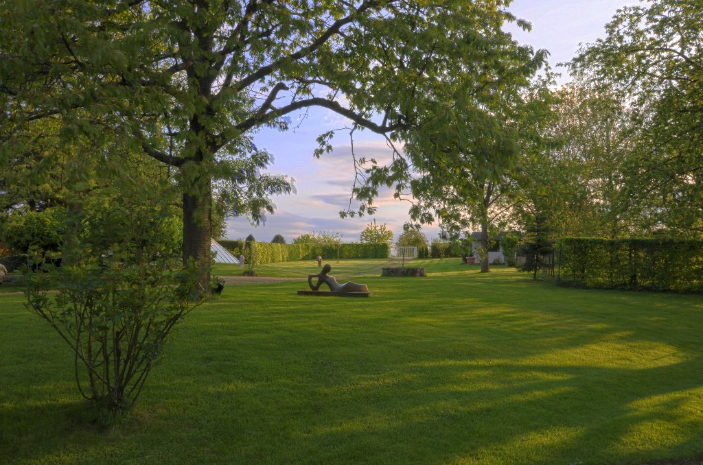 Garten in der Morgensonne 2 1024x678