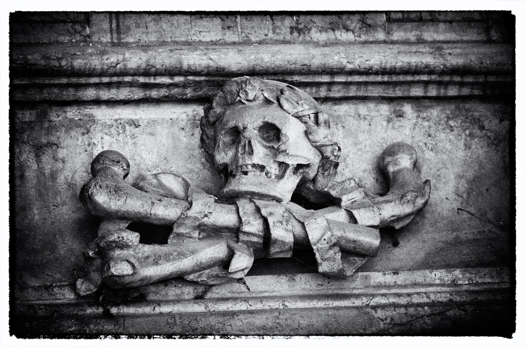 Gesandtenfriedhof an der Dreieinigkeitskirche Regensburg