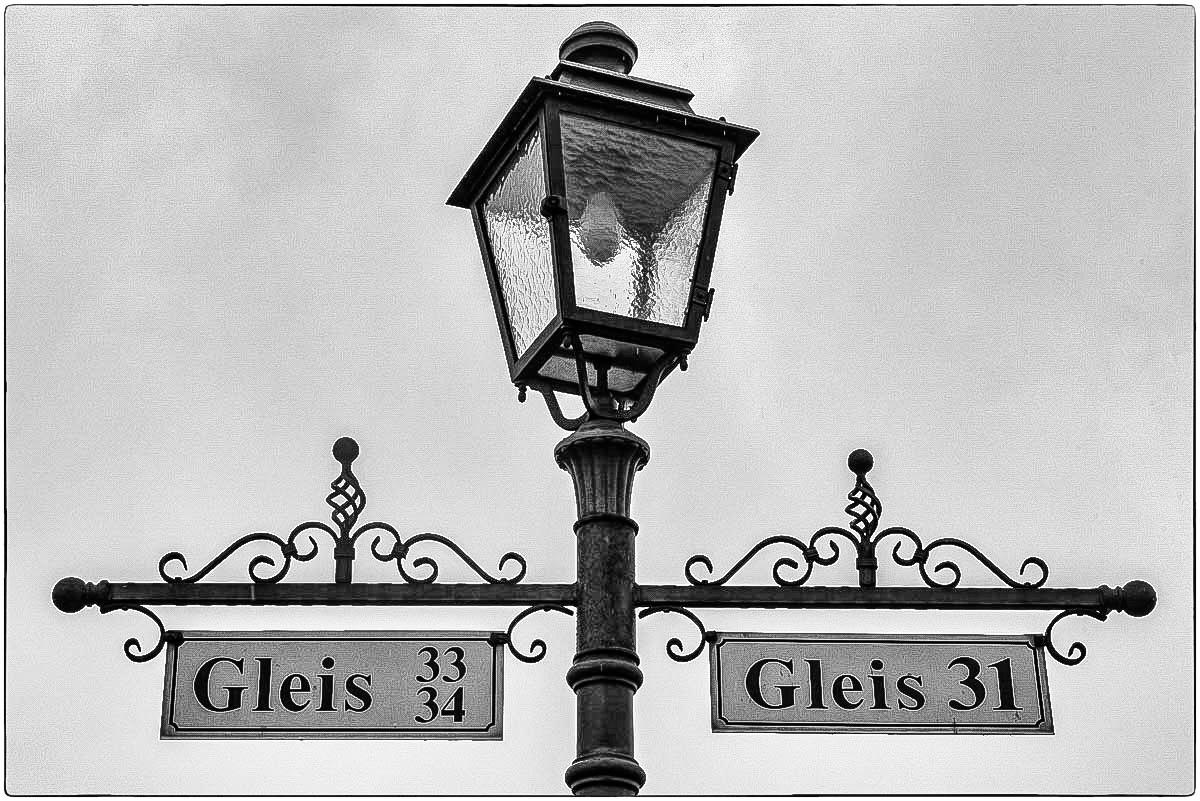 Gleis 31 BW.jpg
