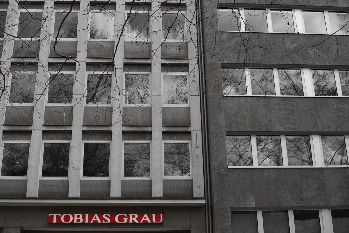 grau