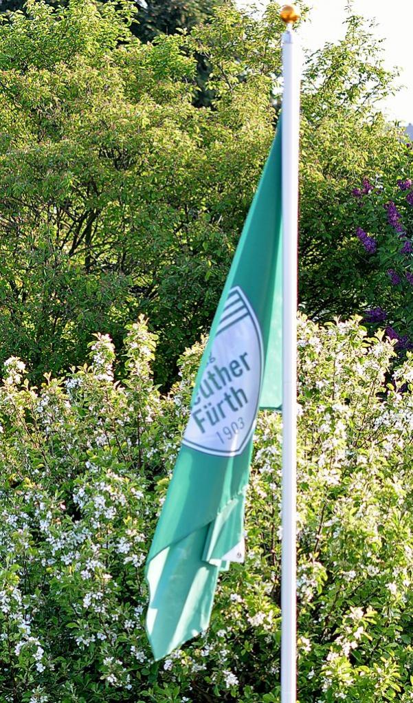 Greuther Fürth fahne 800 1415