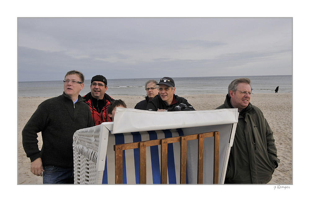 Gruppenfoto am Strand