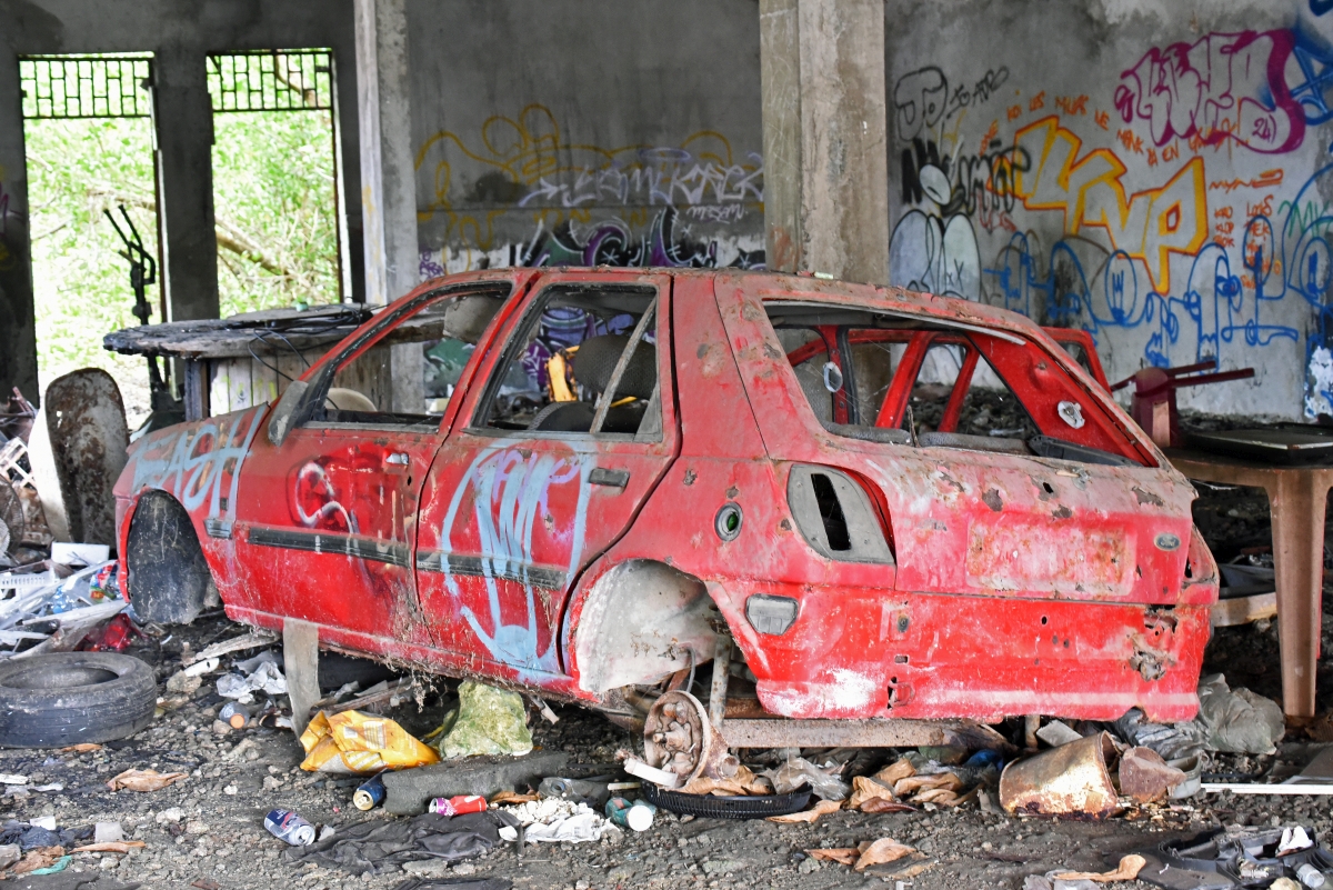 guadeloupe_autowrack_4.jpg