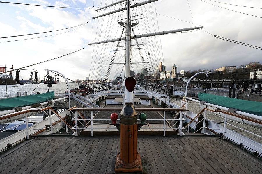 Hafen 411