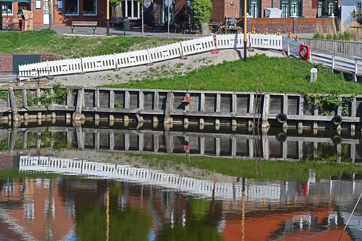 Hafen Carolinensiel.jpg