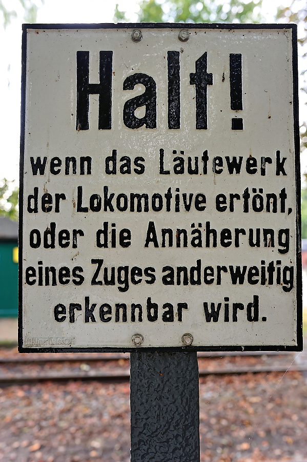 Halt!.jpg