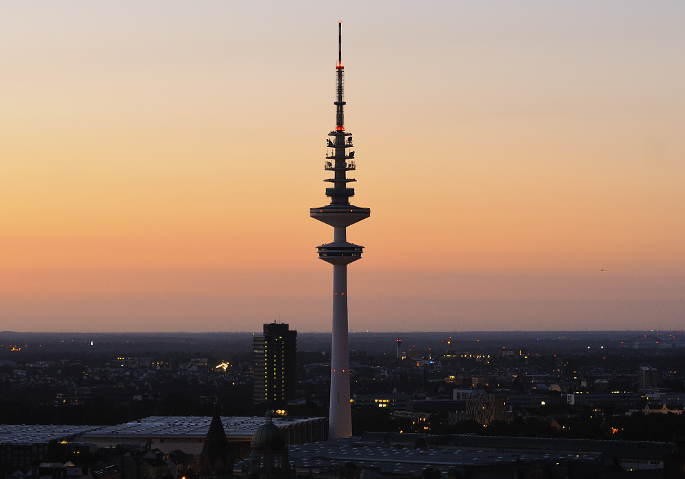 Hamburg Michel Sonnenuntergang