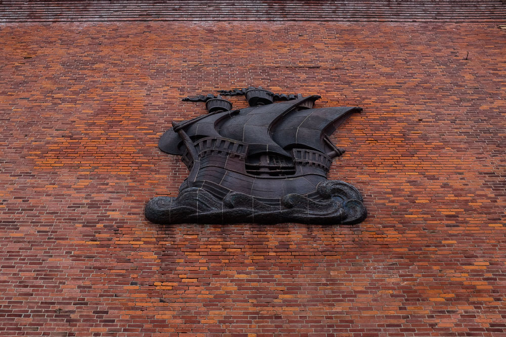 Hansekogge an Ziegelwnd