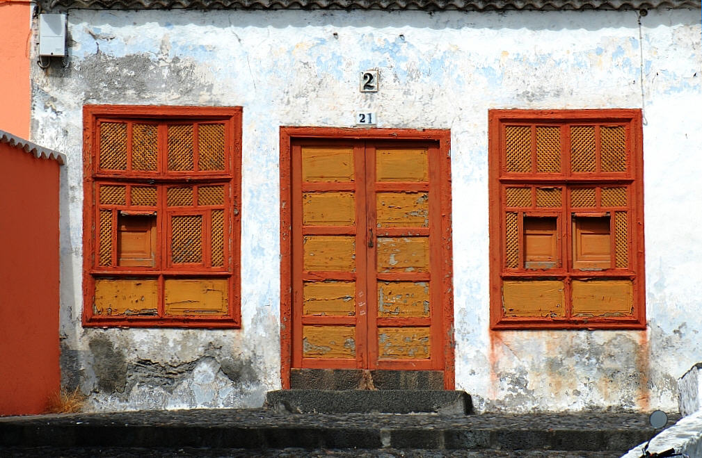 Hausfront alt1