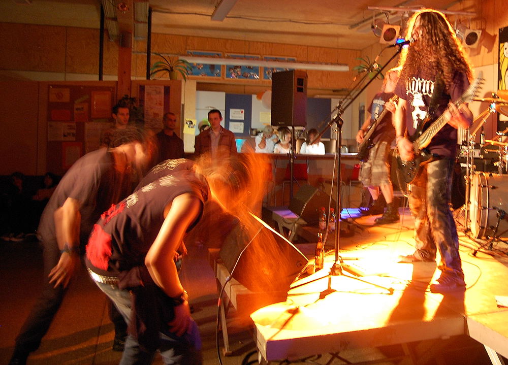 Headbanging
