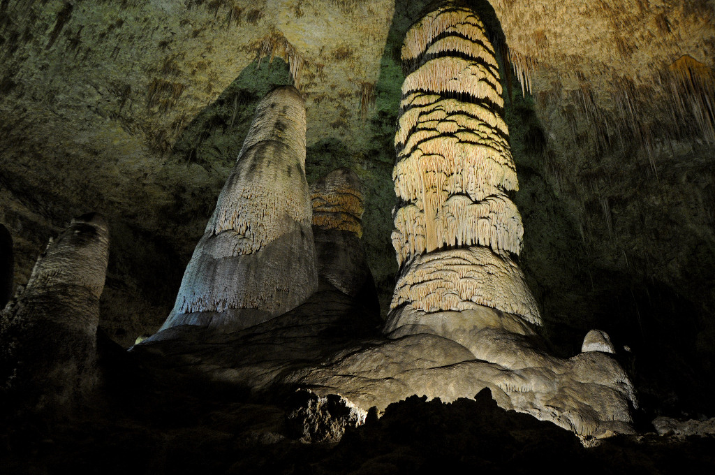 HED3755Caverns5