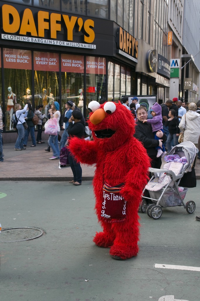 Hi Elmo!
