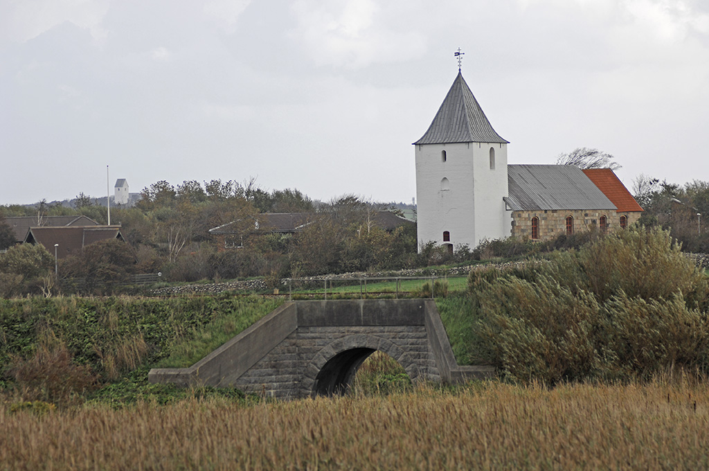 Hove Kirke, Klinkby D2X9907x