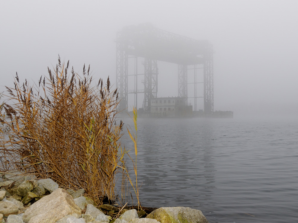 Hubbrücke Karnin im Nebel