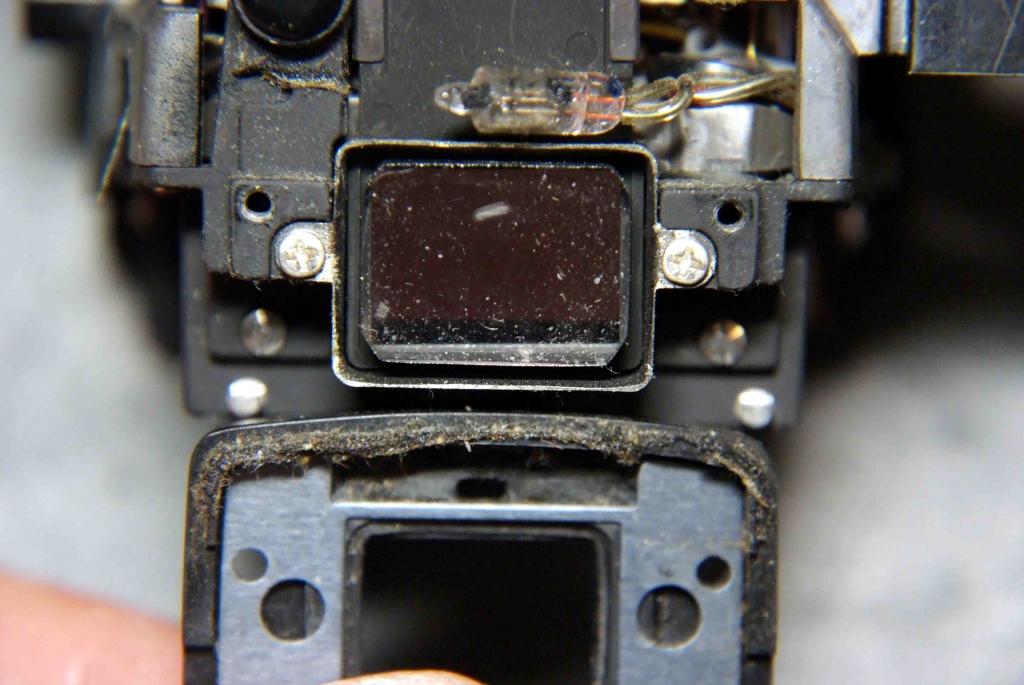 I did the following during the service :
 
- Removed dust inside the finder