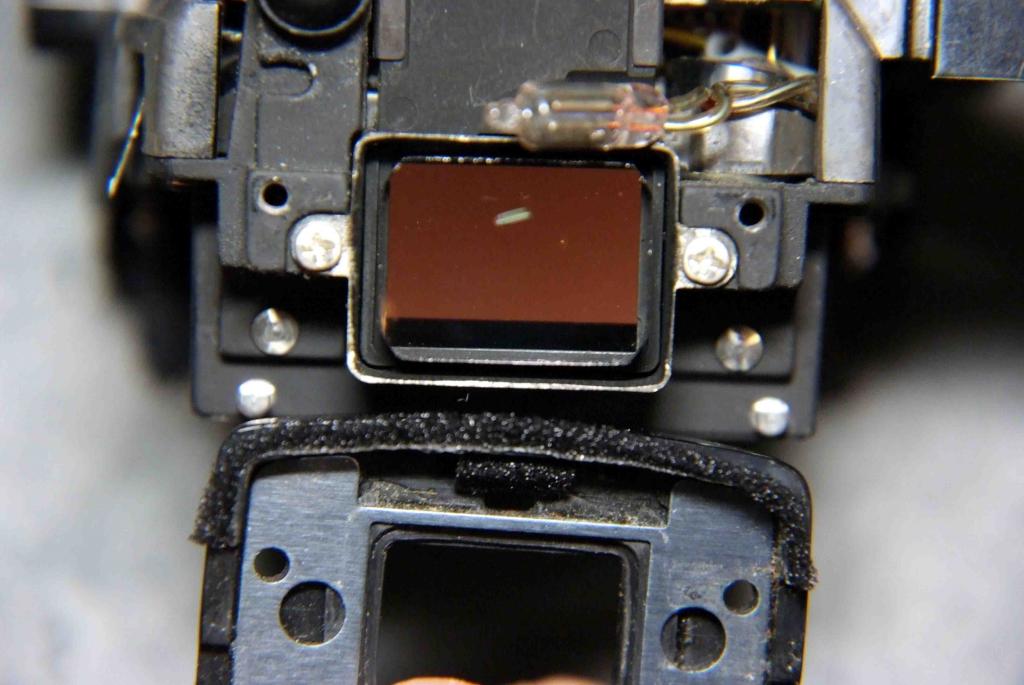 I did the following during the service :
 
- Removed dust inside the finder