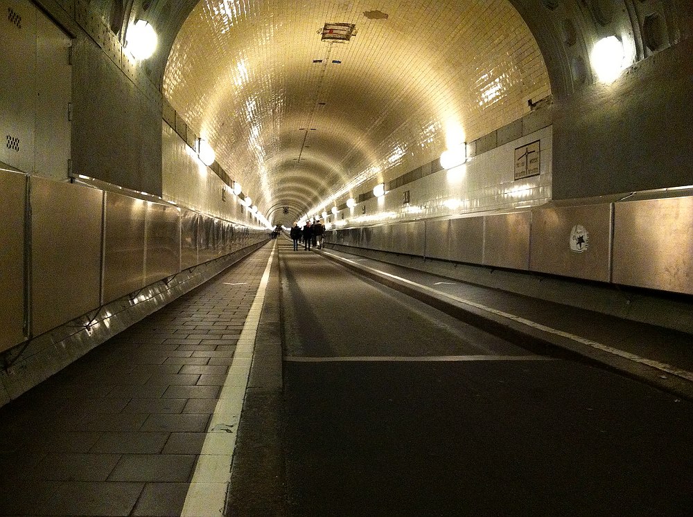 iElbtunnel