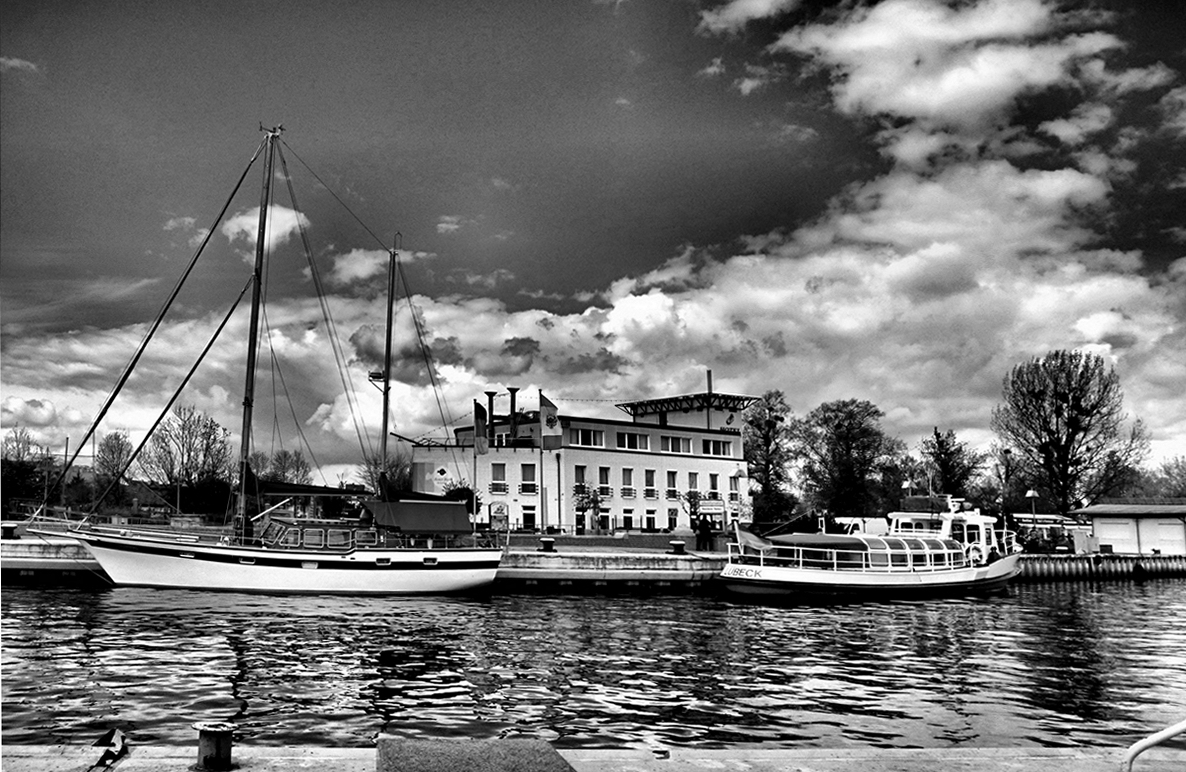 Im Hafen von Ueckermünde.jpg