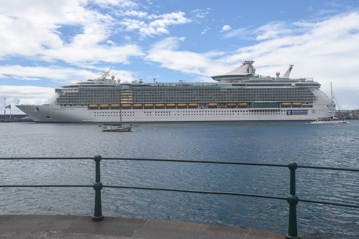 Independence of the Seas 01