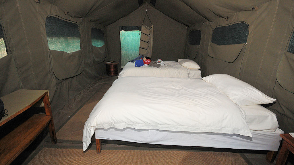 Innenansicht Zelt Nr. 5 im Musanza Camp
6827