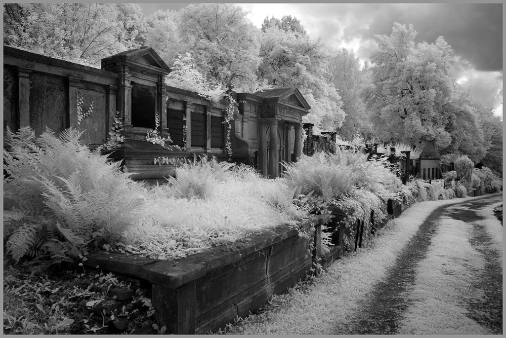 ir - friedhof