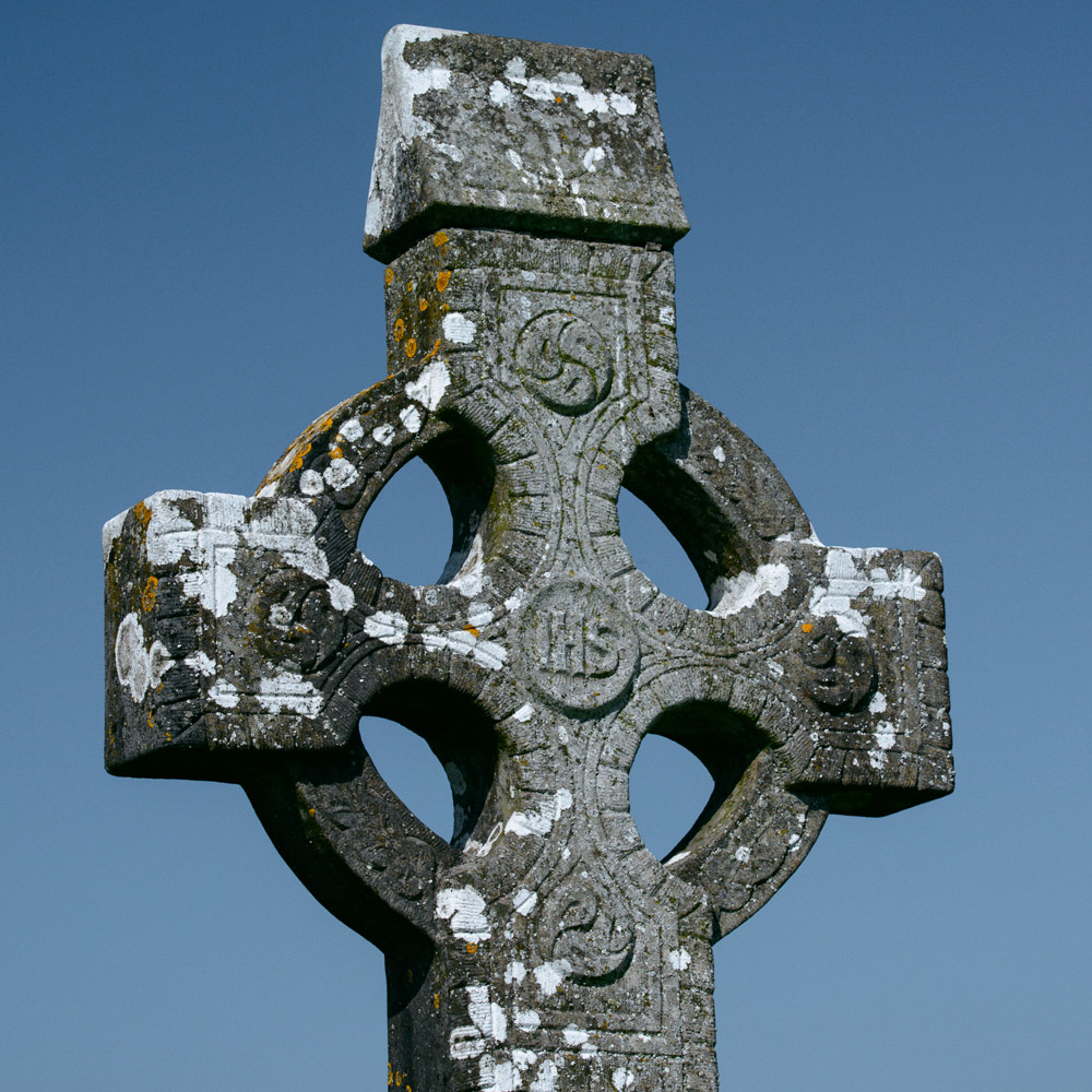 irland
clonmacnoise
friedhof
cemetery
celtic cross
keltenkreuzirland
clonmacnoise