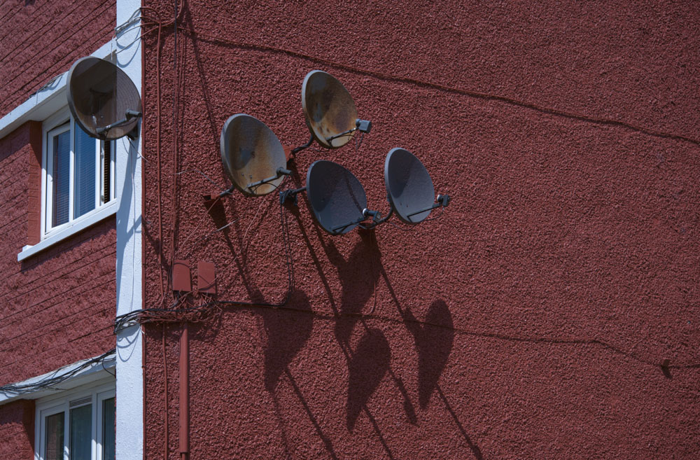 irland
dublin
antenne
wand