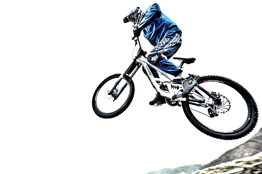 iXS Swiss Downhill Cup Monte Tamaro, Training,  01.05.2010