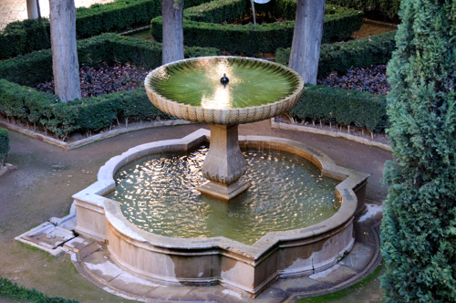 JKK 5872 2653 alhambra innenhof spring