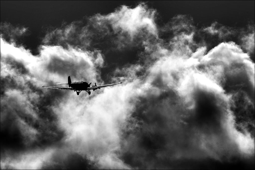 JU 52 / 09 / 2009 - Da muss man durch.
