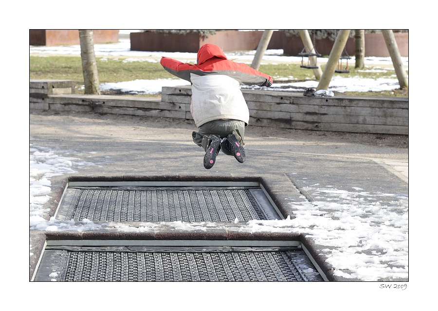 Jump!
(Sigma 70-200mm F2,8 EX DG Makro HSM II)
