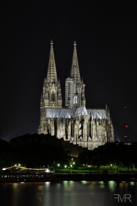 Kölner Dom bei Nacht