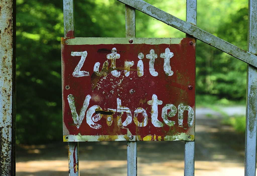Kaserne im Wald 1