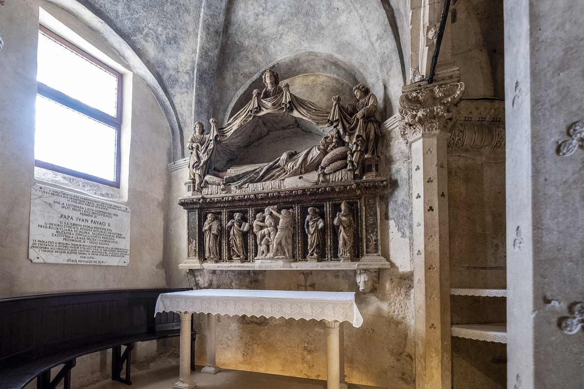 Kathedrale Split2.jpg