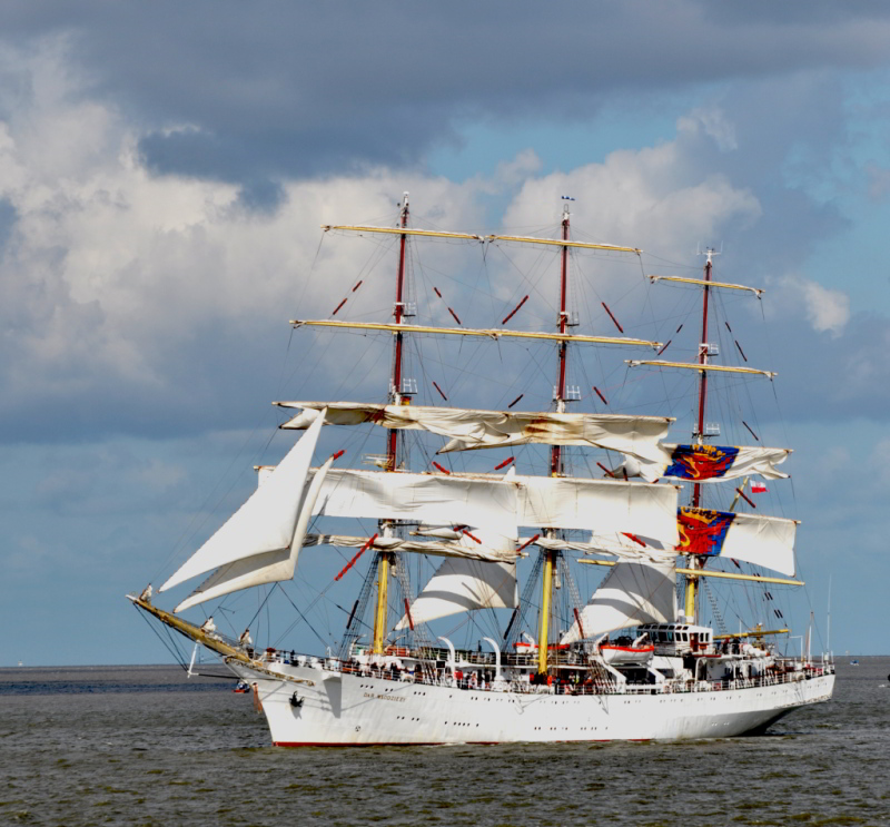 keine wie das Schiff heißt
