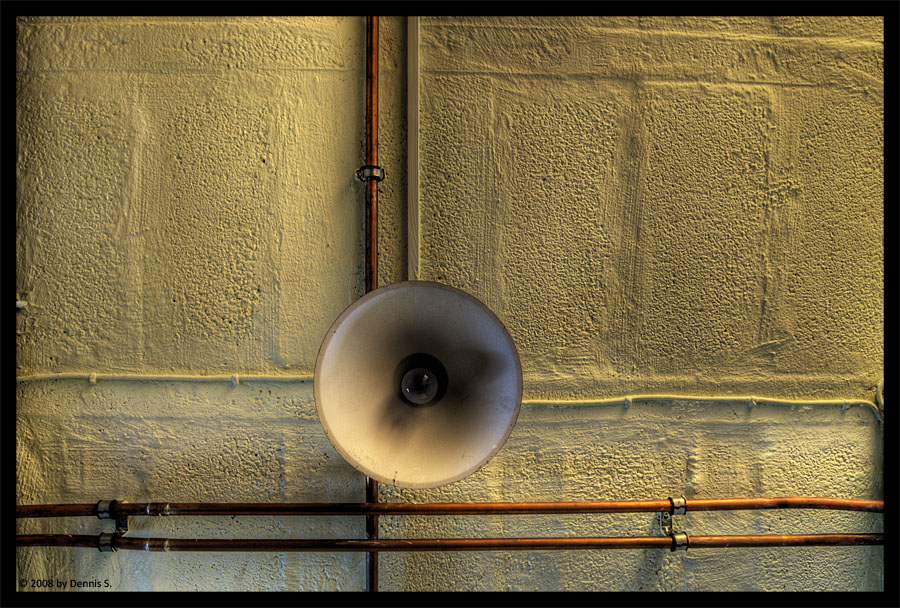 Kellerlampe BY DENNIS S