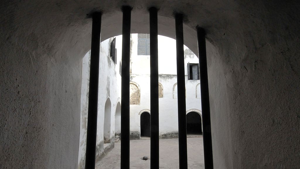 Kerker für weibliche Sklaven
mit Blick auf einen Innenhof
3541