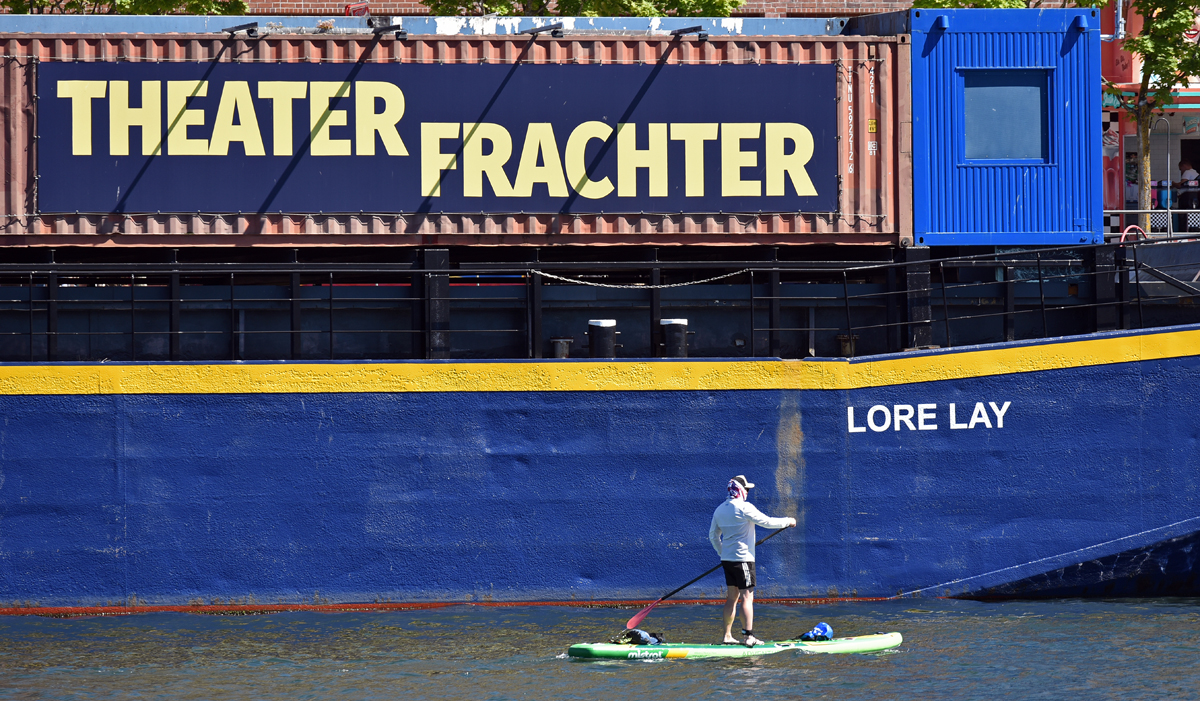 kiel_theaterschiff.jpg