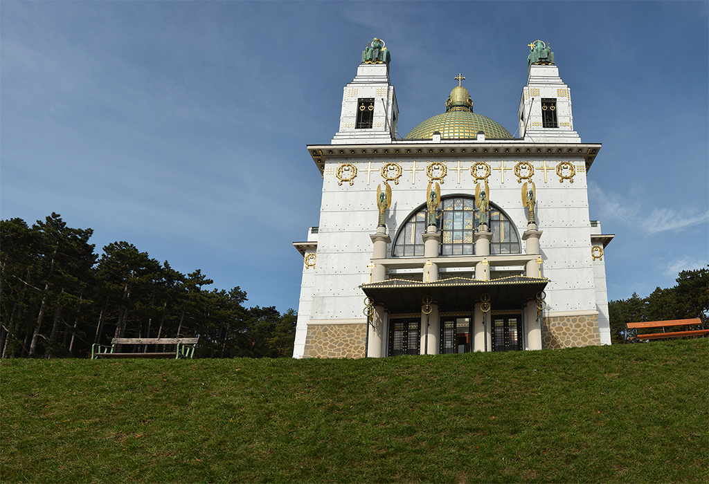 Kirche, Totale
