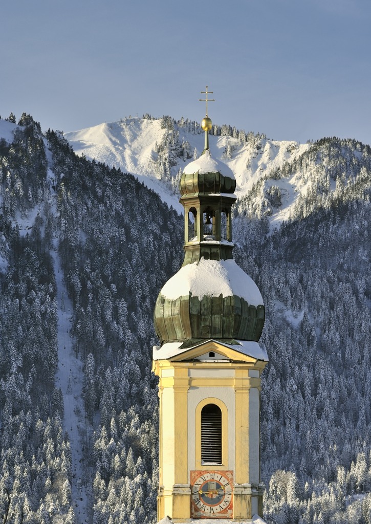 Kirche vor Brauneck