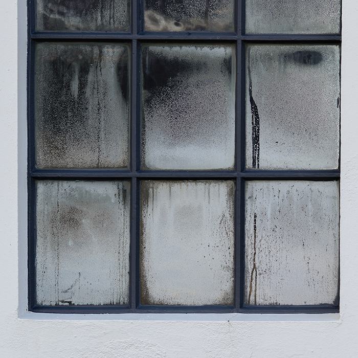 Kirchenfenster Undirfellskirkja 2