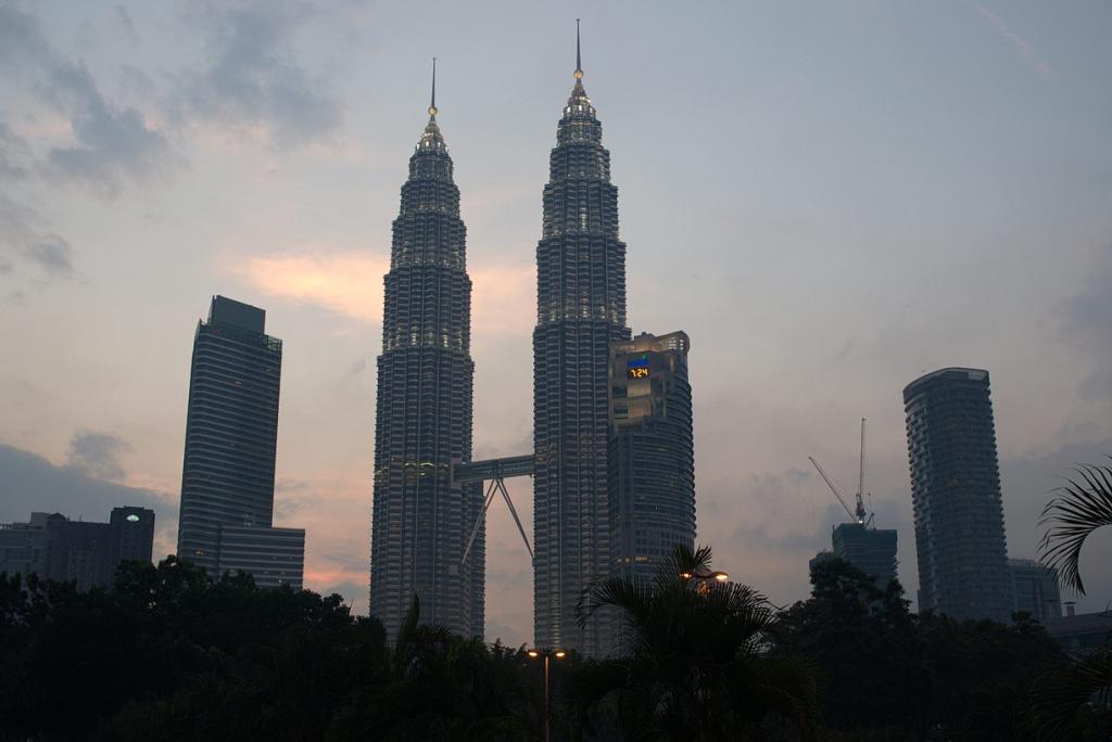 KLCC &amp; Petronas Tower