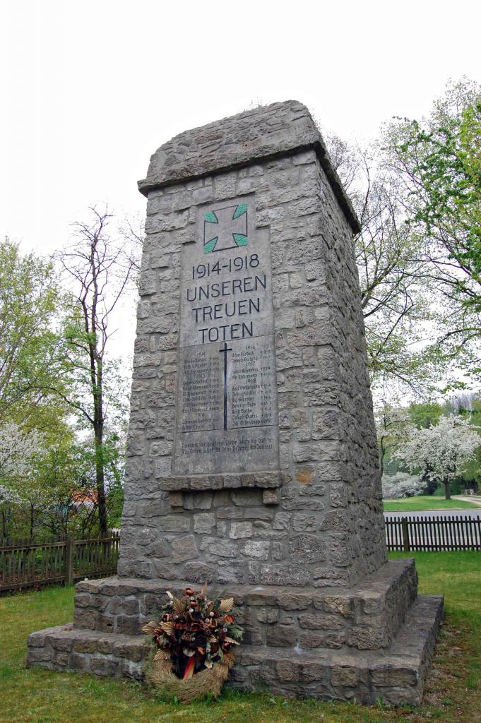 Kleines Kriegsdenkmal