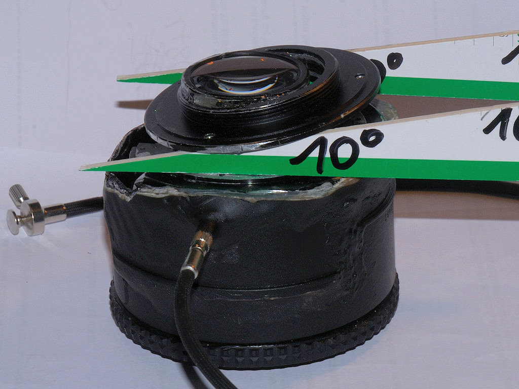 Konstruktion eines Tilt&Shift-Objektivs aus einem alten Sigma 90mm f/2.8 Makro 1:2 mit festem Tilt von 9° und festem Shift von 9 mm und 90° Drehmöglic