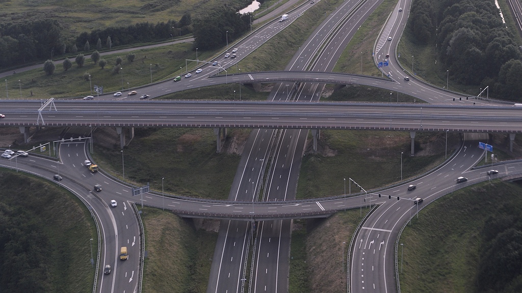 Kreisverkehr bei Schiphol
2434