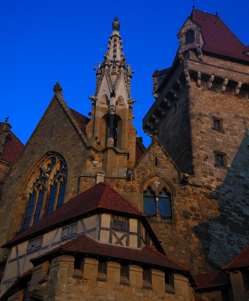 Kreuzenstein 22