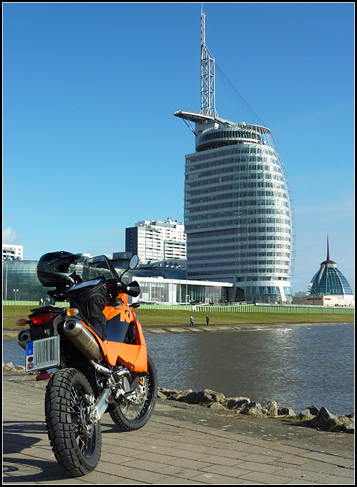 KTM01