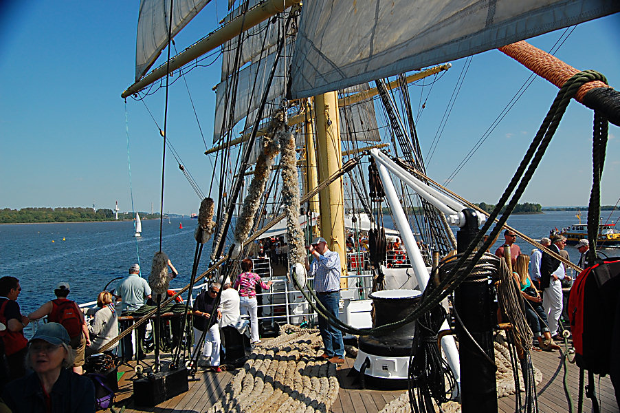 Kurzweil auf der Elbe.

Hafengeburtstag - Hamburg

Pfingsten 2008