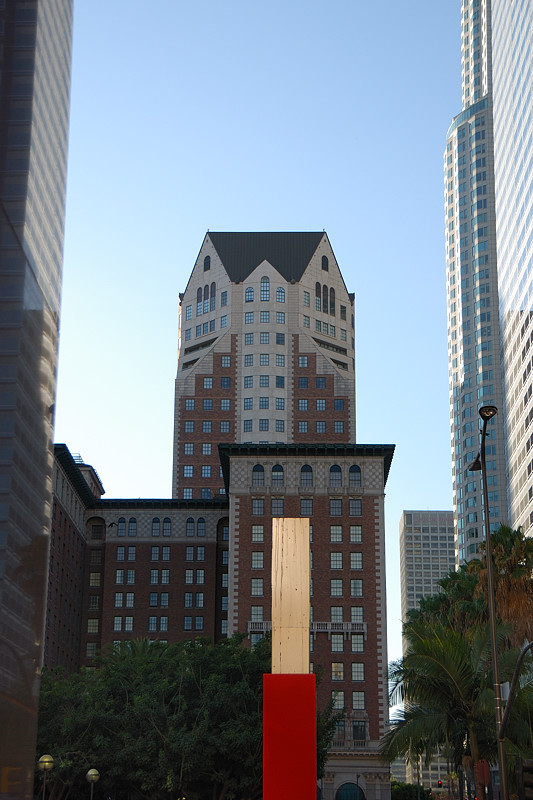 LA 01