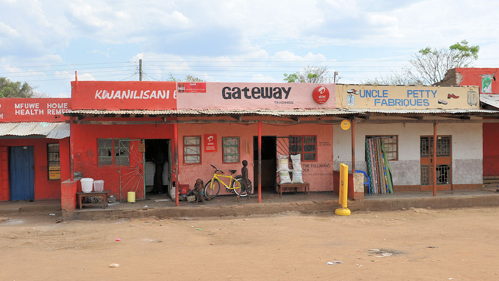 Ladenzeile in Mfuwe
6206